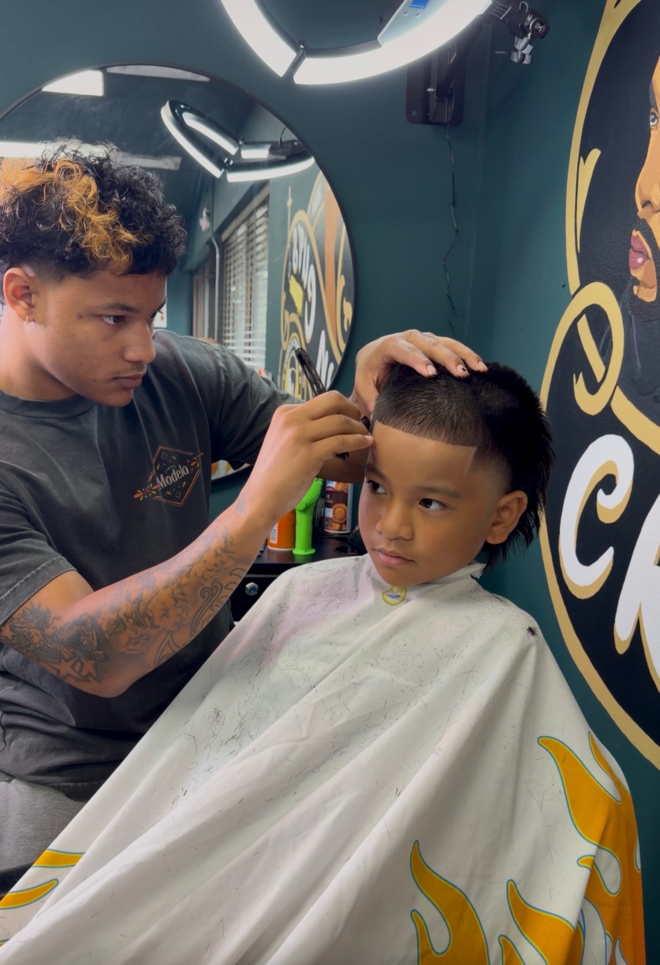 Barber Dawson "10kdabarber" at Crown Cuts